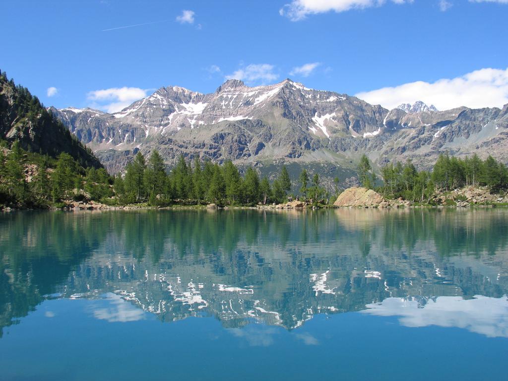 Hotel La Lanterna Chiesa in Valmalenco Exteriör bild